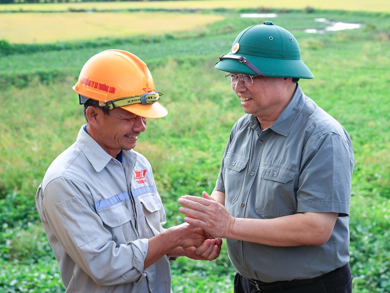 Thủ tướng chỉ đạo 'nóng' việc cần làm ngay trên tuyến cao tốc 27.523 tỷ đồng, dài 111km qua 5 tỉnh thành- Ảnh 6.