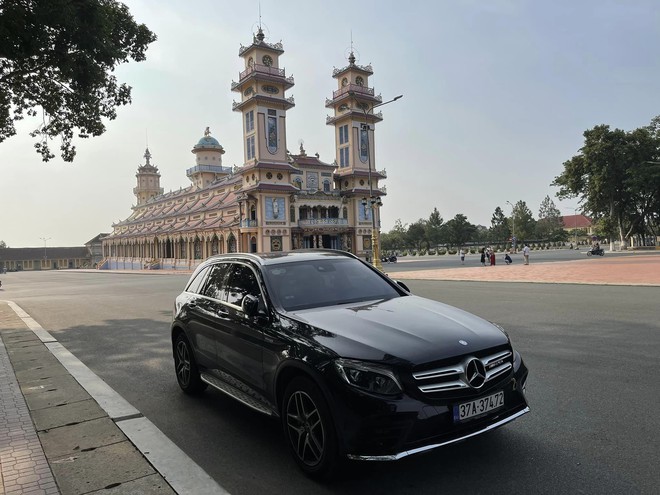 70 tuổi lái Mercedes-Benz GLC 300 gần 100.000km khắp Việt Nam, chủ xe chia sẻ: Hoàn thành ước mơ đưa vợ cả đi từ Hà Giang đến Cà Mau bằng vợ hai- Ảnh 23.