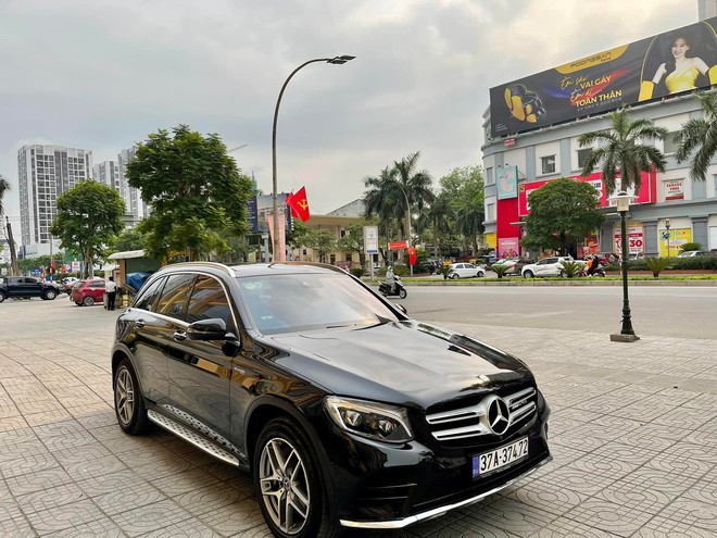 70 tuổi lái Mercedes-Benz GLC 300 gần 100.000km khắp Việt Nam, chủ xe chia sẻ: Hoàn thành ước mơ đưa vợ cả đi từ Hà Giang đến Cà Mau bằng vợ hai- Ảnh 3.