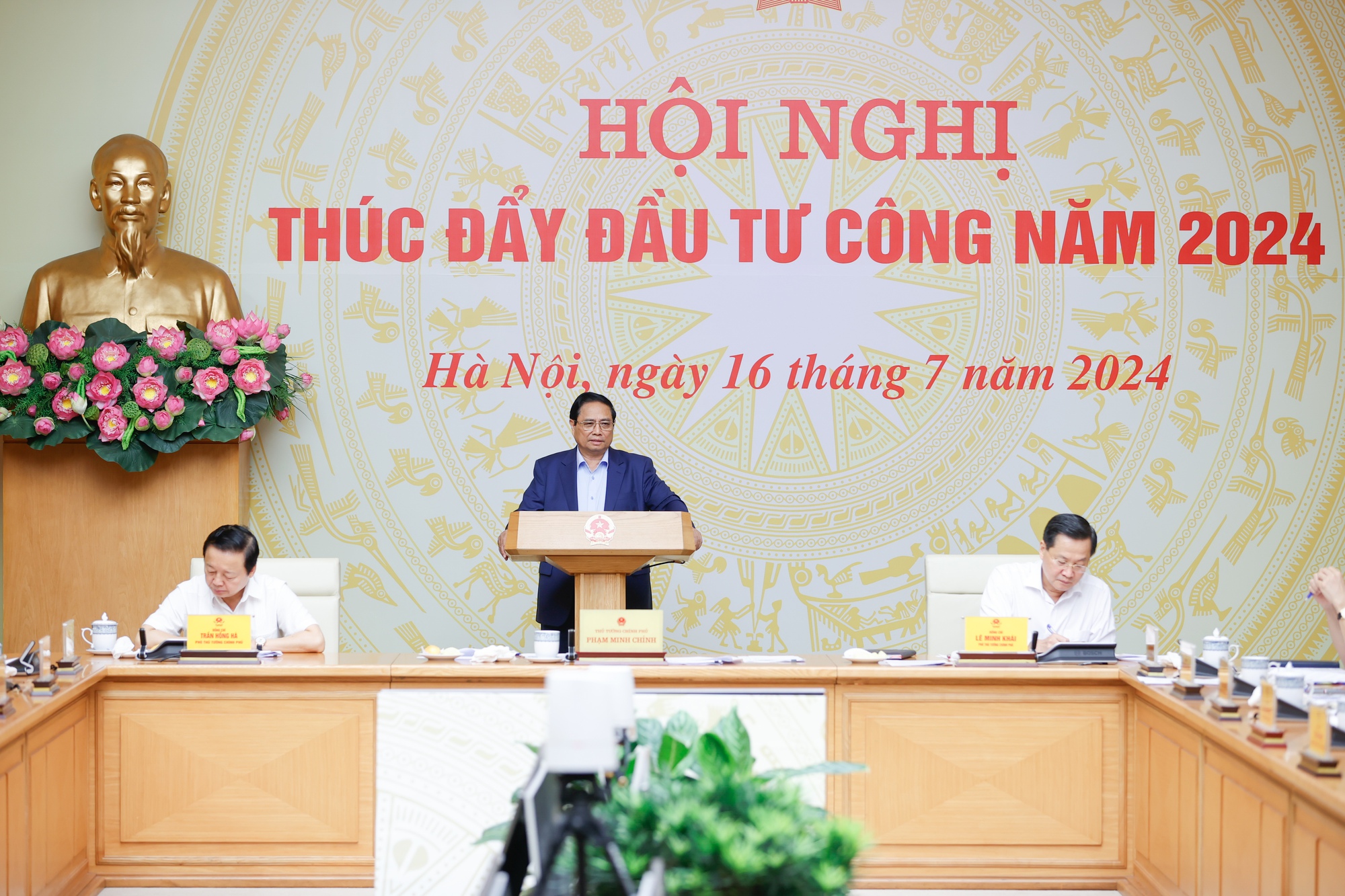 Thủ tướng biểu dương 46 đơn vị; phê bình nghiêm khắc 33 bộ, cơ quan, 28 địa phương- Ảnh 9.