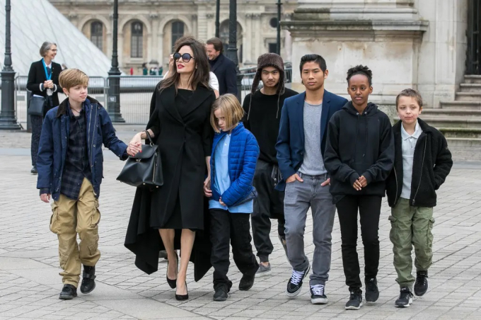 Pax Thien - Angelina Jolie and Brad Pitt's adopted Vietnamese son: Extremely close to his mother, sought after by Hollywood media - Photo 4.