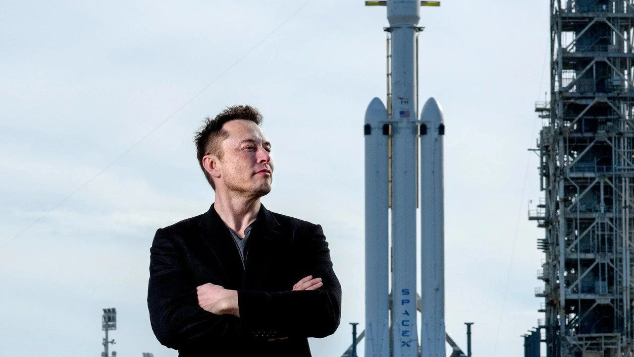 Bức xúc với luật chuyển giới mới tại California, Elon Musk lập tức tuyên bố chuyển trụ sở X, SpaceX- Ảnh 1.