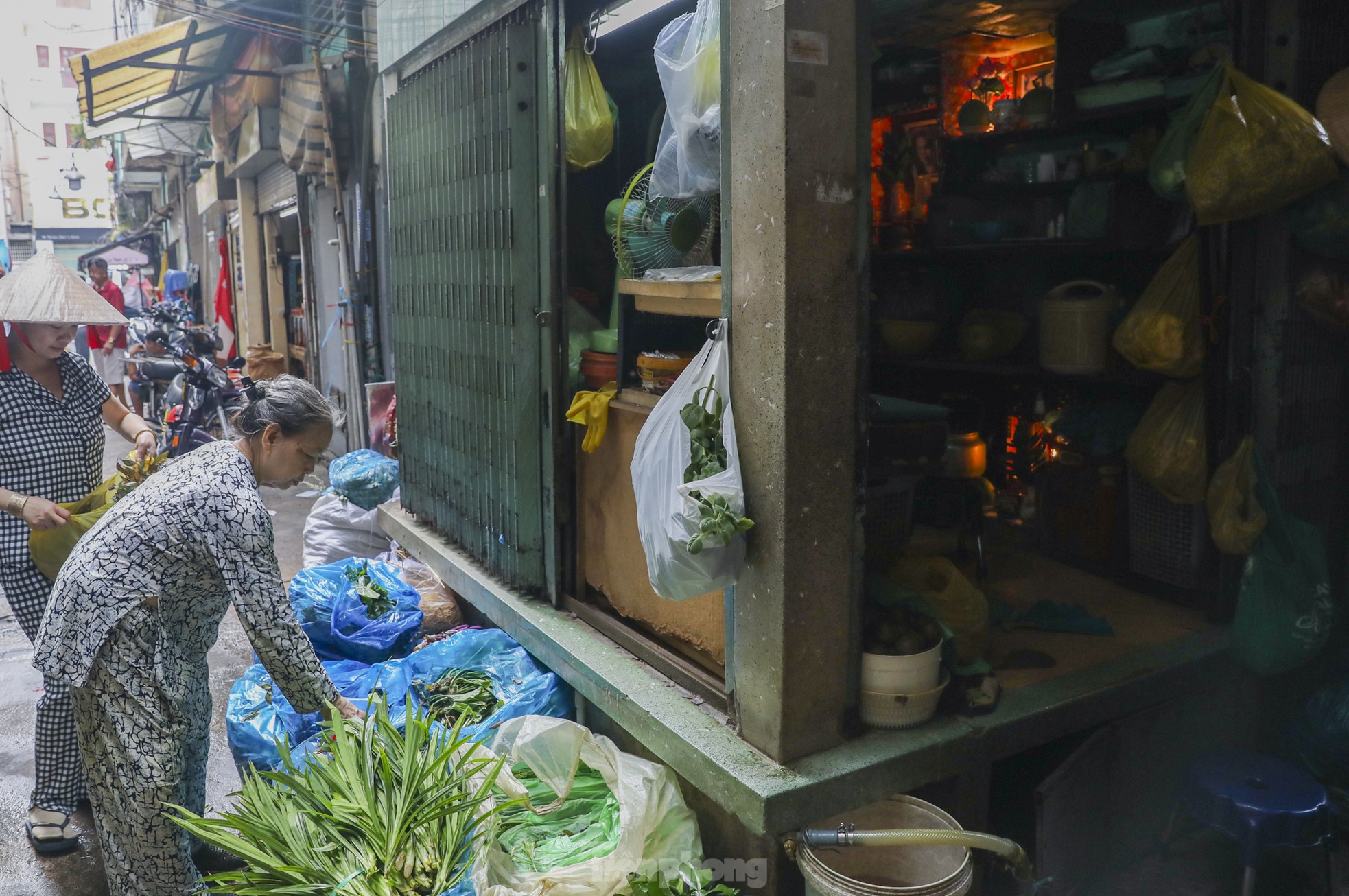 Ngạt thở trong những căn nhà siêu tí hon giữa trung tâm TPHCM- Ảnh 13.