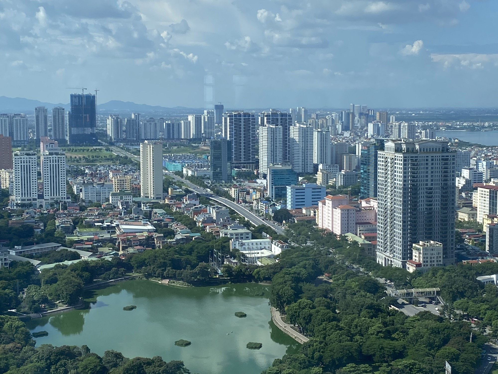 Hà Nội là đô thị đặc biệt nhất Việt Nam: Xây dựng thành phố trong thành phố, trung tâm văn hóa ở bãi nổi- Ảnh 1.