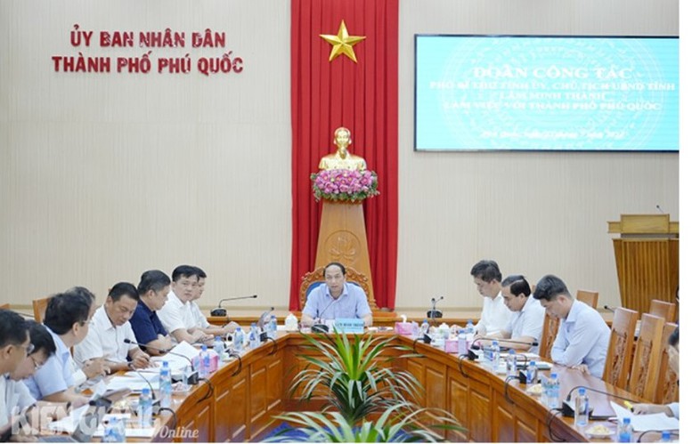 Chủ tịch tỉnh Kiên Giang làm việc, tháo gỡ khó khăn cho DN tại Phú Quốc