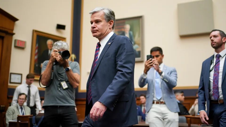 Giám đốc FBI Christopher Wray đến phiên điều trần của Ủy ban Tư pháp Hạ viện Mỹ ngày 24-7. Ảnh: The Hill