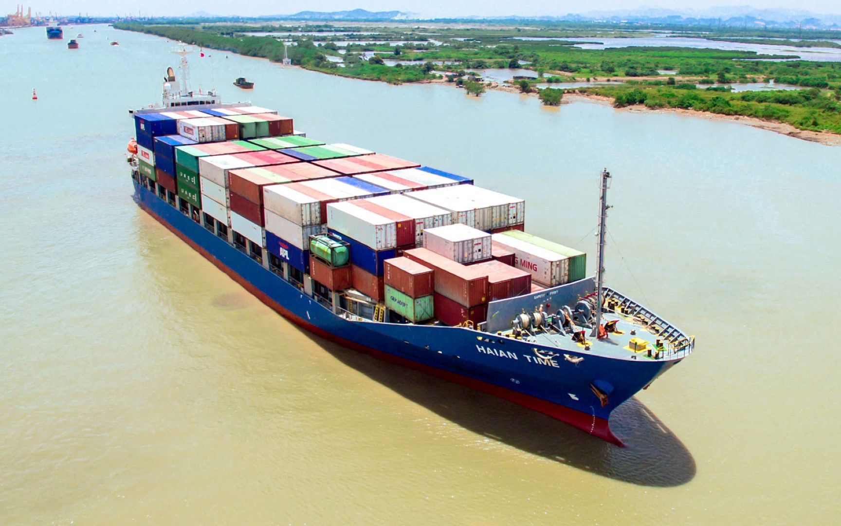 Giá cước vận tải biển leo thang, doanh nghiệp sở hữu đội tàu container lớn nhất Việt Nam hưởng lợi lớn