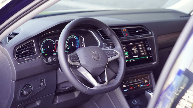 VW Tiguan thêm phiên bản mới tại Việt Nam: Thêm tiện nghi và an toàn, giá 1,688 tỷ đồng rẻ hơn cả bản tiêu chuẩn- Ảnh 8.