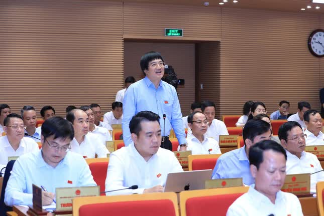 Hà Nội: Chưa hết nhiệm kỳ đã thay 3 giám đốc, 6 chủ tịch huyện- Ảnh 1.