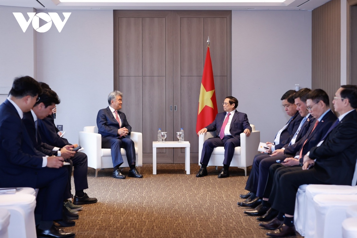 Thủ tướng khuyến khích doanh nghiệp Hàn Quốc đưa chả giò Việt Nam ra thế giới- Ảnh 3.
