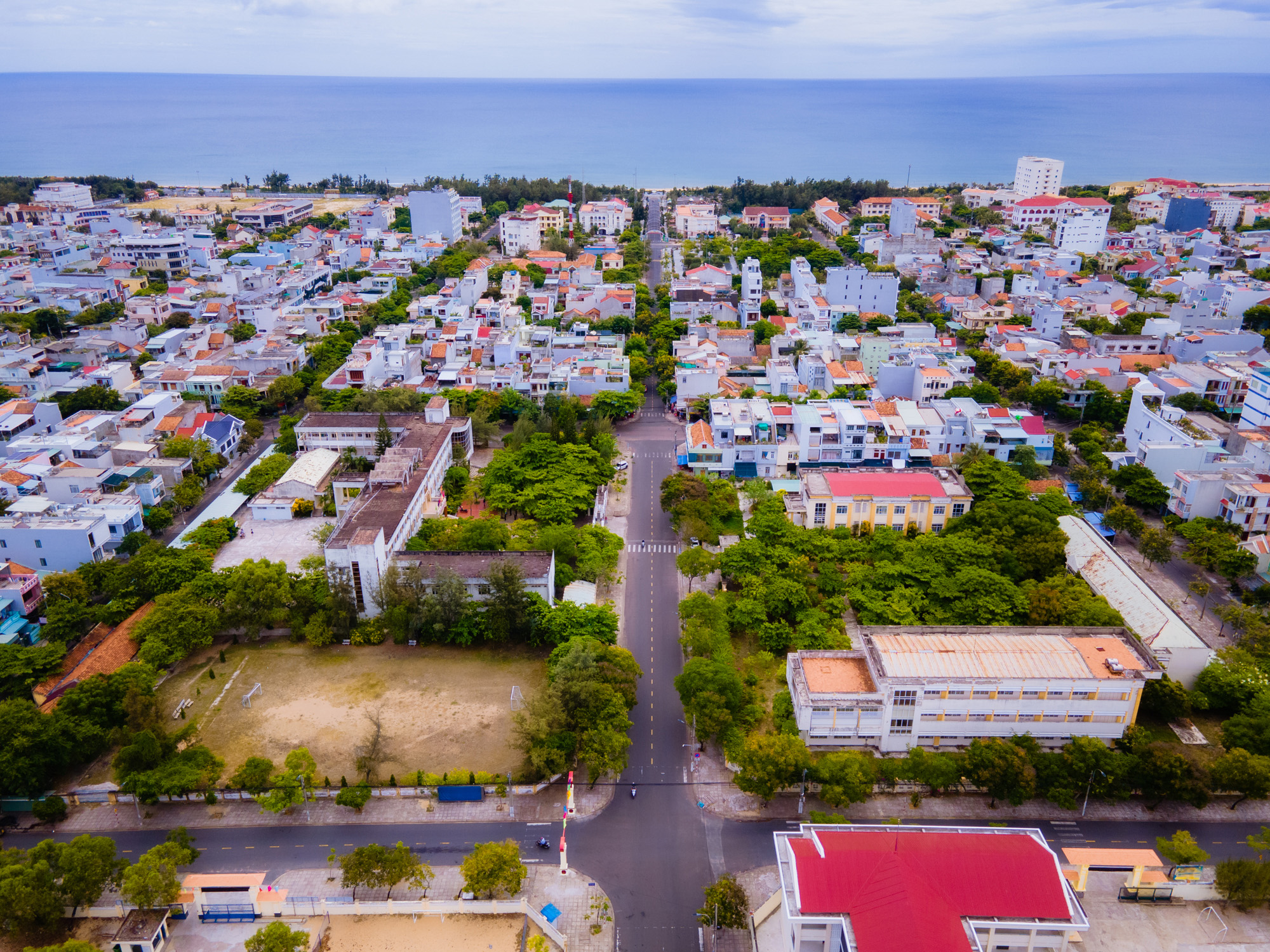 Trường phổ thông ở một tỉnh ven biển có gần 100 cựu học sinh là tiến sĩ, đang được đầu tư hơn 200 tỷ để xây cơ sở mới rộng gấp đôi- Ảnh 5.