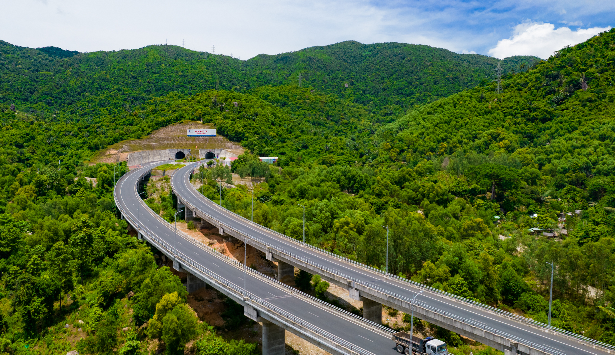 Toàn cảnh hầm dài thứ hai Việt Nam, trị giá gần 11.000 tỷ đồng, là bước đột phá của tập đoàn cùng tên- Ảnh 8.