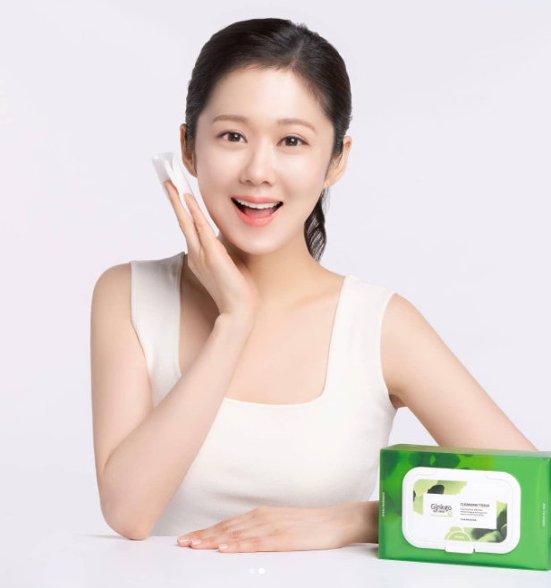 Jang Nara chăm da thế nào mà U45 vẫn trẻ đẹp, được ví như 