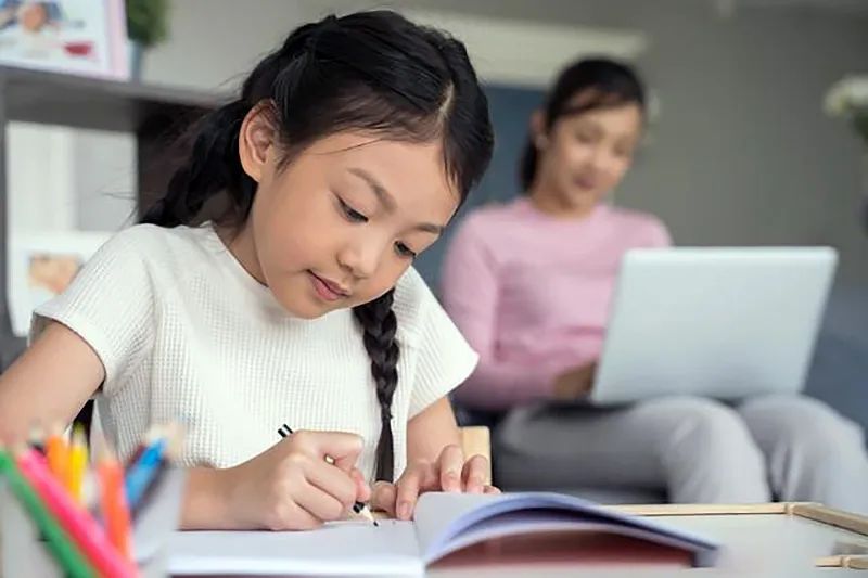 7 thói quen học tập tốt thường xuất hiện ở những đứa trẻ học giỏi- Ảnh 1.