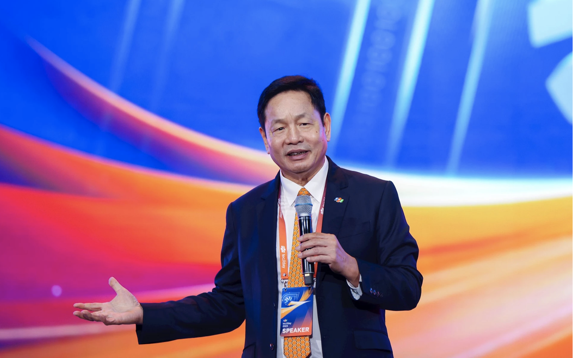 Chủ tịch Trương Gia Bình: "Uy tín thị trường chứng khoán Việt Nam ảnh hưởng trực tiếp đến doanh thu FPT"