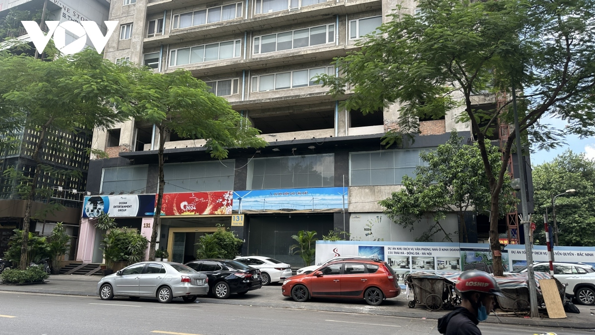 Loạt tài sản công vị trí đất 