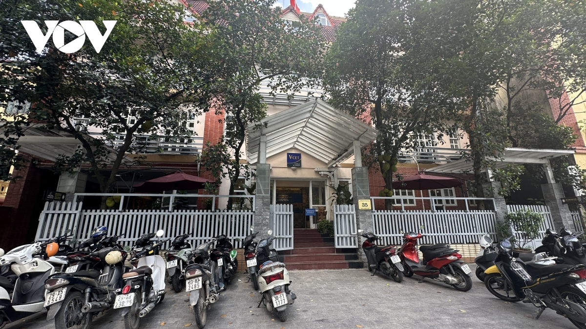 Loạt tài sản công vị trí đất 