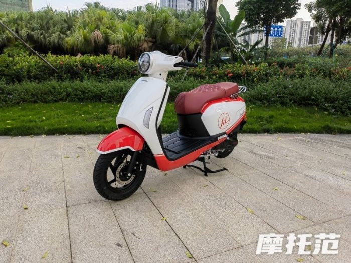 Nếu về Việt Nam, đây có thể là "kẻ soán ngôi" Honda Vision: thiết kế siêu xịn, động cơ 125cc, giá từ 21 triệu đồng- Ảnh 2.