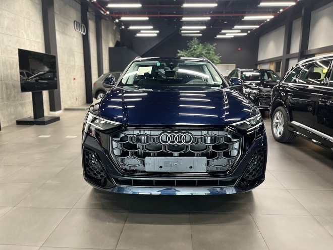 Audi Q8 2024 giá 4,1 tỷ đã về đại lý: Thêm trang bị tiện nghi, đấu X6, GLE với giá rẻ hơn hẳn- Ảnh 2.