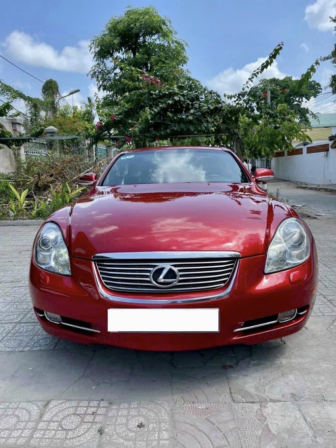 18 năm chỉ chạy 70.000 km, Lexus SC430 hàng hiếm được rao bán ngang Toyota Camry đời mới- Ảnh 2.