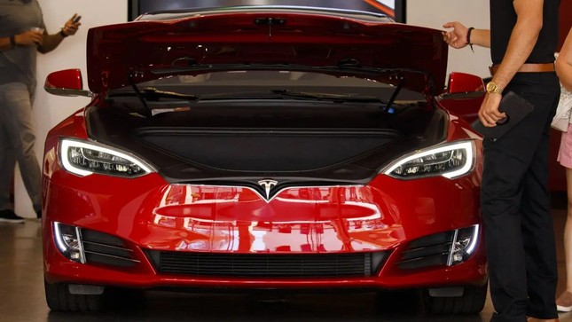 Tesla triệu hồi 1,6 triệu xe điện tại Trung Quốc do lỗi phần mềm- Ảnh 1.