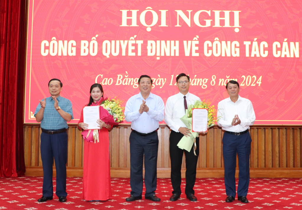 Bổ nhiệm Phó Trưởng Ban Dân vận Tỉnh ủy, Phó Chánh Văn phòng, Thư ký Bí thư Tỉnh ủy- Ảnh 1.