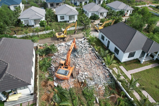 Kiên Giang lập tổ giải quyết tranh chấp, khiếu nại về đất đai, xây dựng- Ảnh 1.