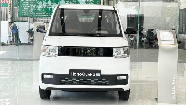 Đại lý 'xả' nốt Wuling Mini EV tiêu chuẩn: Giá chỉ còn 185 triệu đồng, rẻ ngang 2 chiếc SH 160i bản 'base'- Ảnh 1.