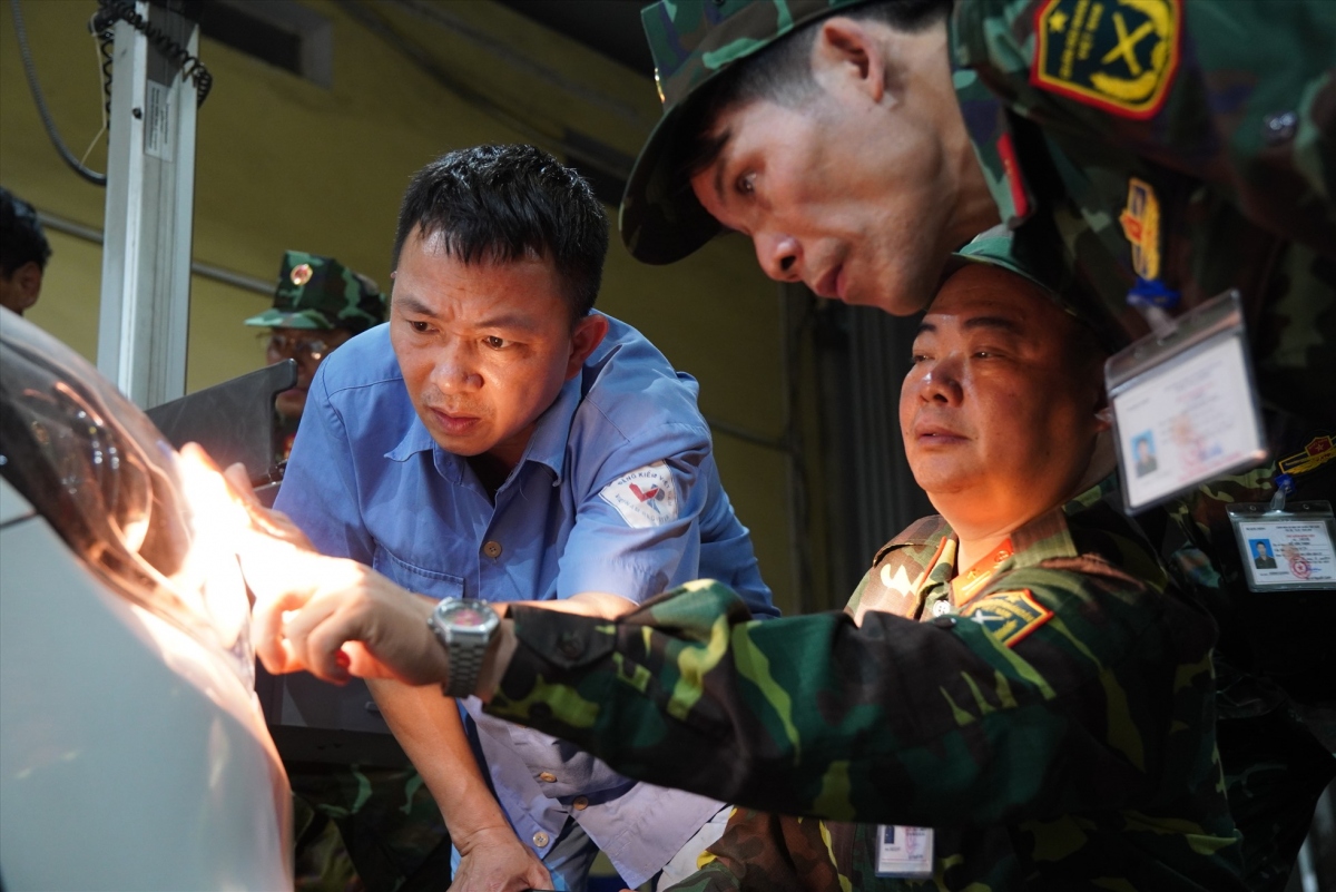 Có tỉnh sẽ không còn trung tâm đăng kiểm hoạt động, Bộ Quốc Phòng, Bộ Công an 'lên dây cót' chi viện- Ảnh 2.