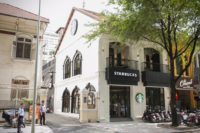 Cửa hàng Starbucks 