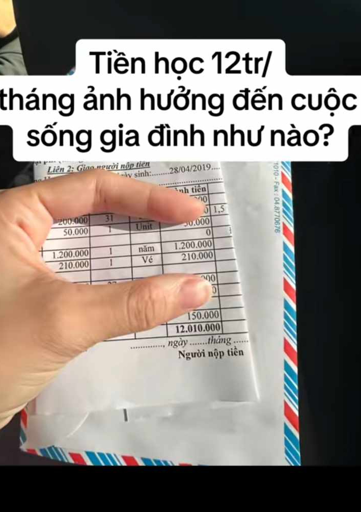 Chi tiêu của gia đình 3 thành viên sẽ thay đổi ra sao khi tiền học của 