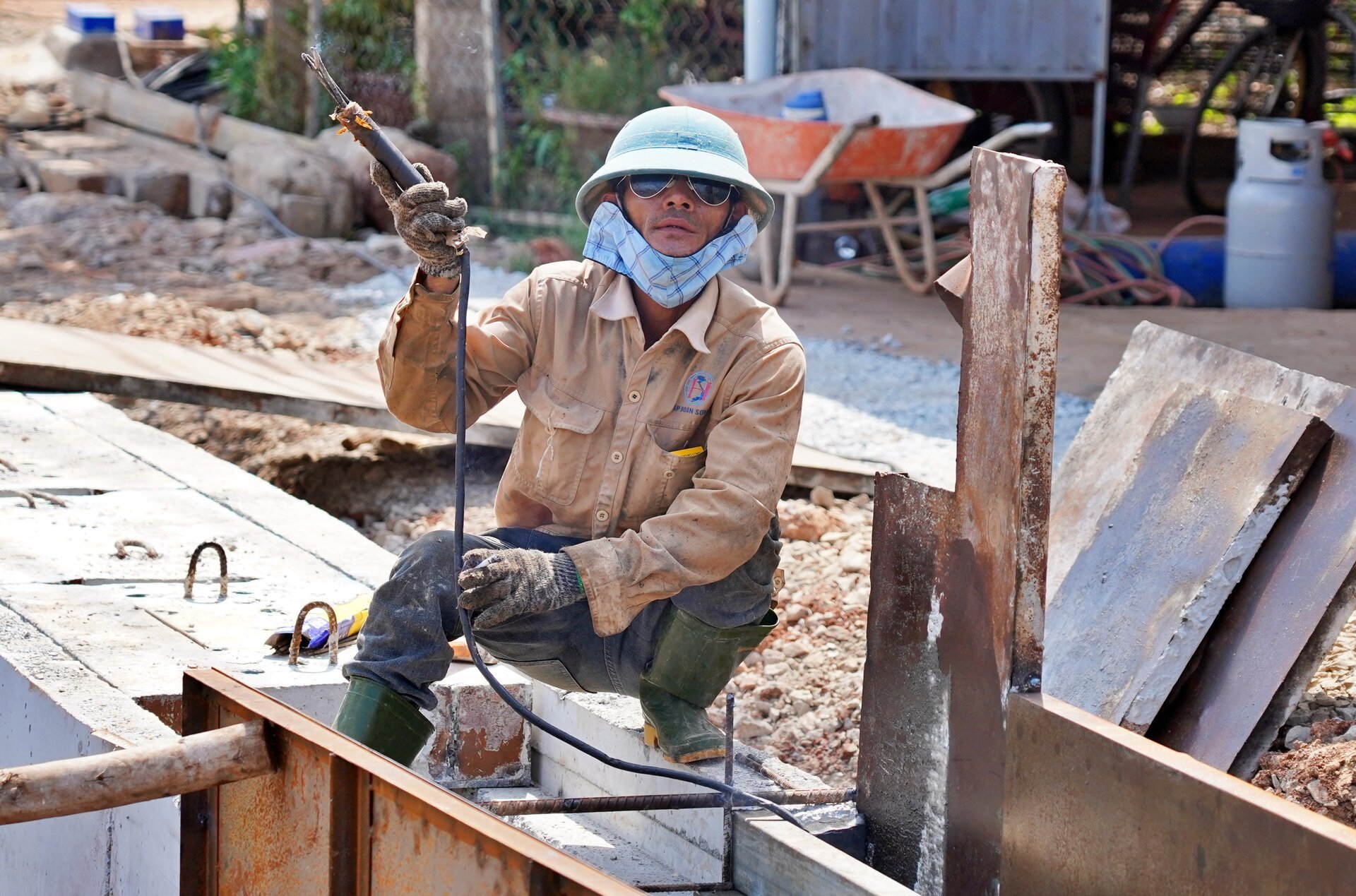 Cảnh đối lập trên công trường dự án cao tốc nghìn tỷ Biên Hòa - Vũng Tàu- Ảnh 10.