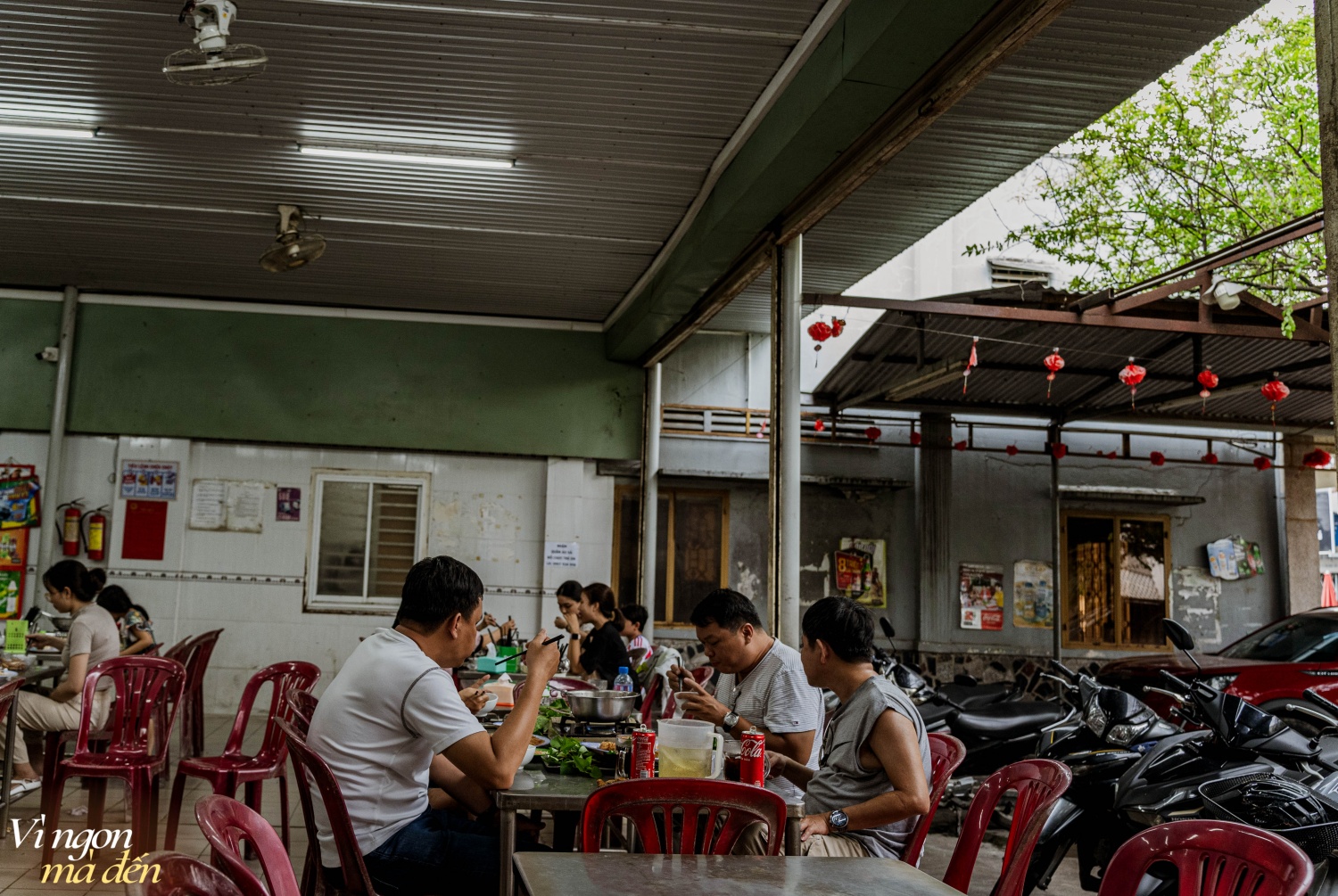 Về Biên Hòa chơi nhất định phải ăn gỏi cá tai tượng với nước xốt thịt độc đáo trứ danh, có quán mẹ truyền con nối bán hơn 30 năm chưa từng vắng khách- Ảnh 3.