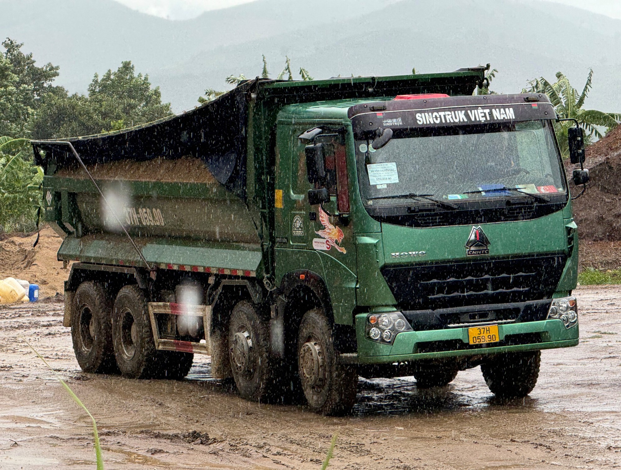 Đề xuất tạm dừng mỏ cát chưa đủ điều kiện vẫn khai thác cấp cho đường cao tốc- Ảnh 1.