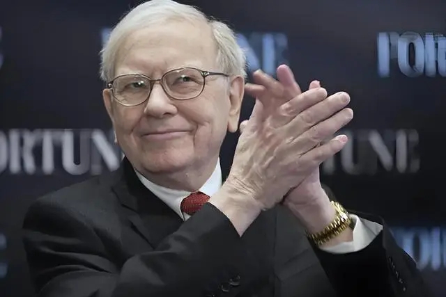 Tỷ phú Warren Buffett nói thẳng 3 điều người giàu biết rõ: Làm giàu không nhờ IQ, đây mới là yếu tố trọng tâm- Ảnh 4.