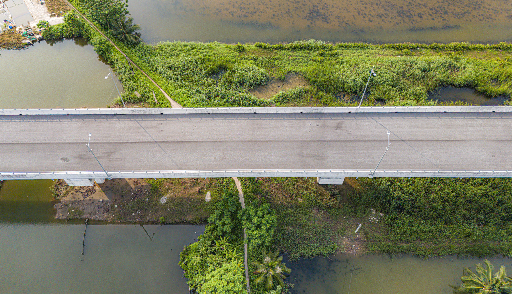 Toàn cảnh đường ven biển 3.800 tỷ, có cầu vượt sông dài hơn 2 km, nối 2 khu kinh tế tỷ USD- Ảnh 6.