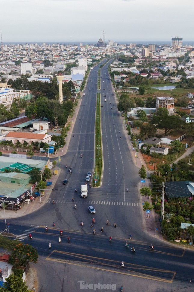 ‘Rót’ hàng trăm tỷ làm dự án hạ tầng ở Bình Thuận- Ảnh 2.