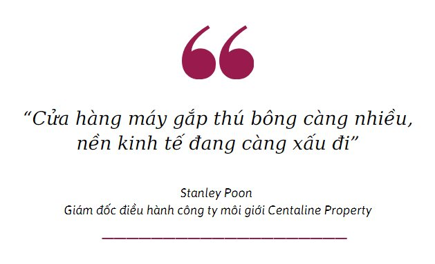 Kỷ nguyên của những trung tâm mua sắm nức tiếng Hồng Kông có thể đến hồi kết: Giới trẻ đổ tiền vào máy gắp thú với hy vọng kiếm tiền 