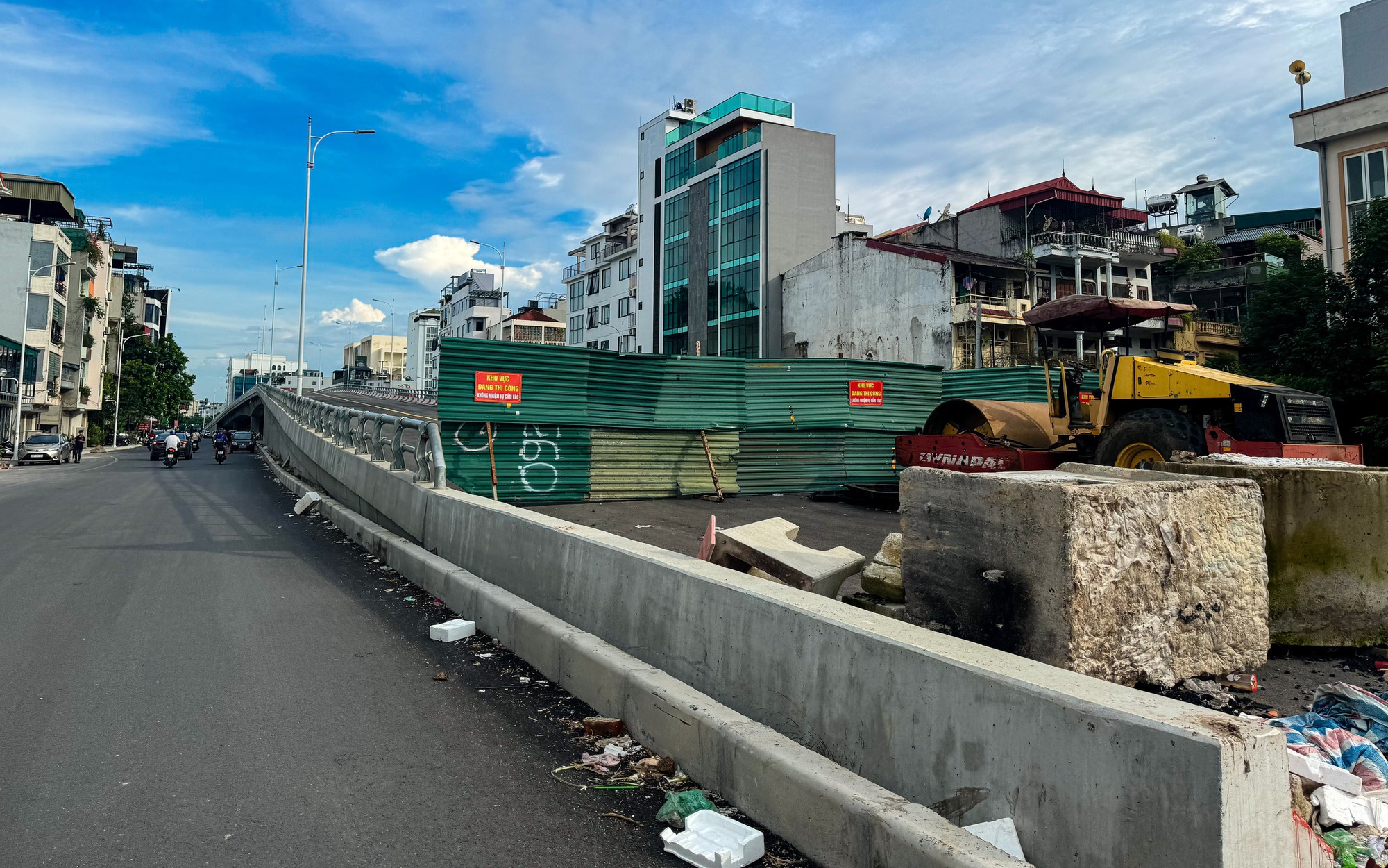 VIDEO: Cận cảnh đoạn đường 1,5 km đầu tư hơn 1.200 tỉ đồng làm mãi không xong- Ảnh 8.