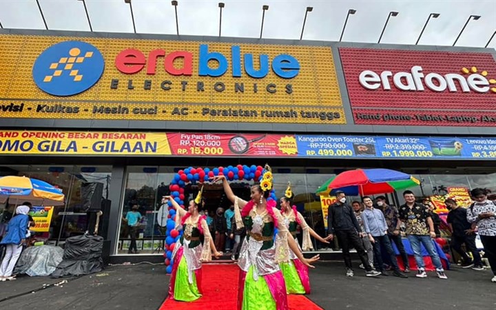“Điểm lạ” của thị trường Indonesia mà cả ông Nguyễn Đức Tài cũng vừa mới biết, củng cố cho niềm tin chuỗi EraBlue sẽ thành công tương tự Điện Máy Xanh ở Việt Nam