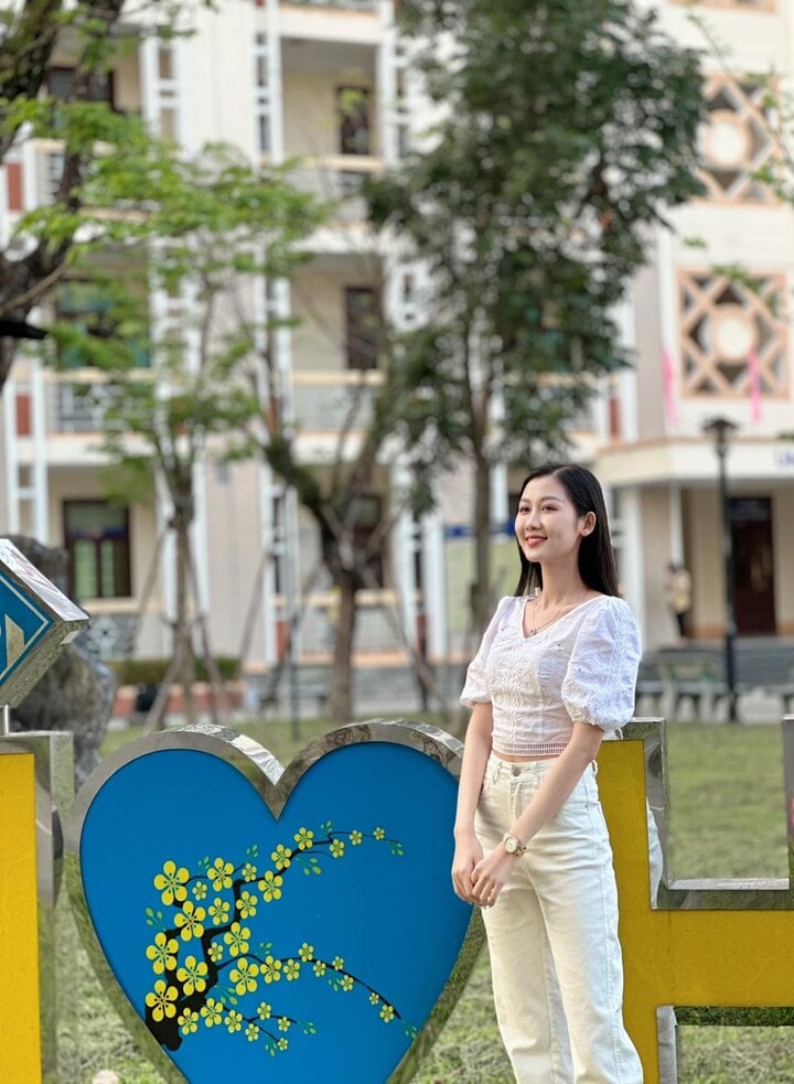 Nhan sắc và học vấn người đẹp đăng quang Miss Grand Vietnam 2024- Ảnh 9.