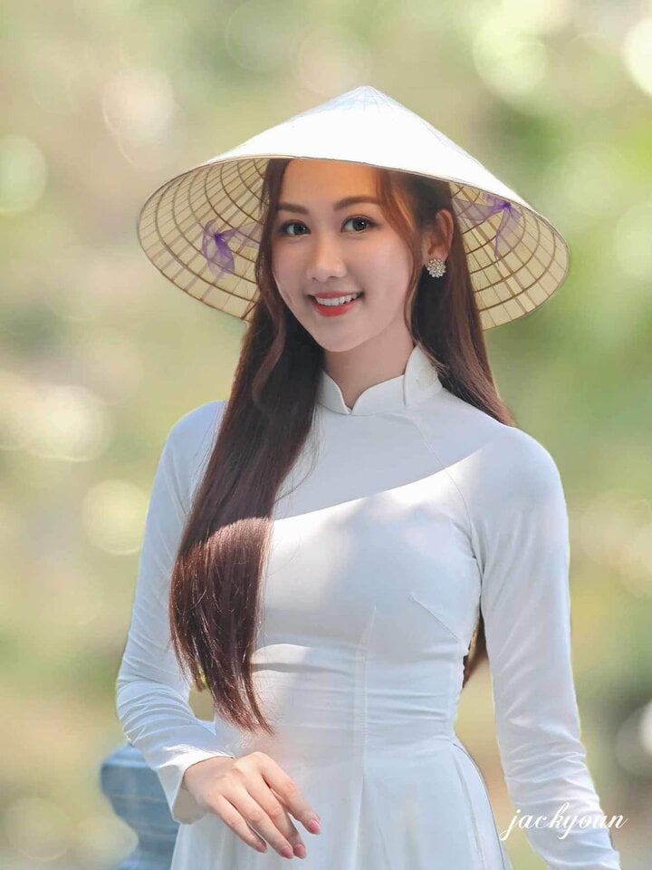 Nhan sắc và học vấn người đẹp đăng quang Miss Grand Vietnam 2024- Ảnh 7.