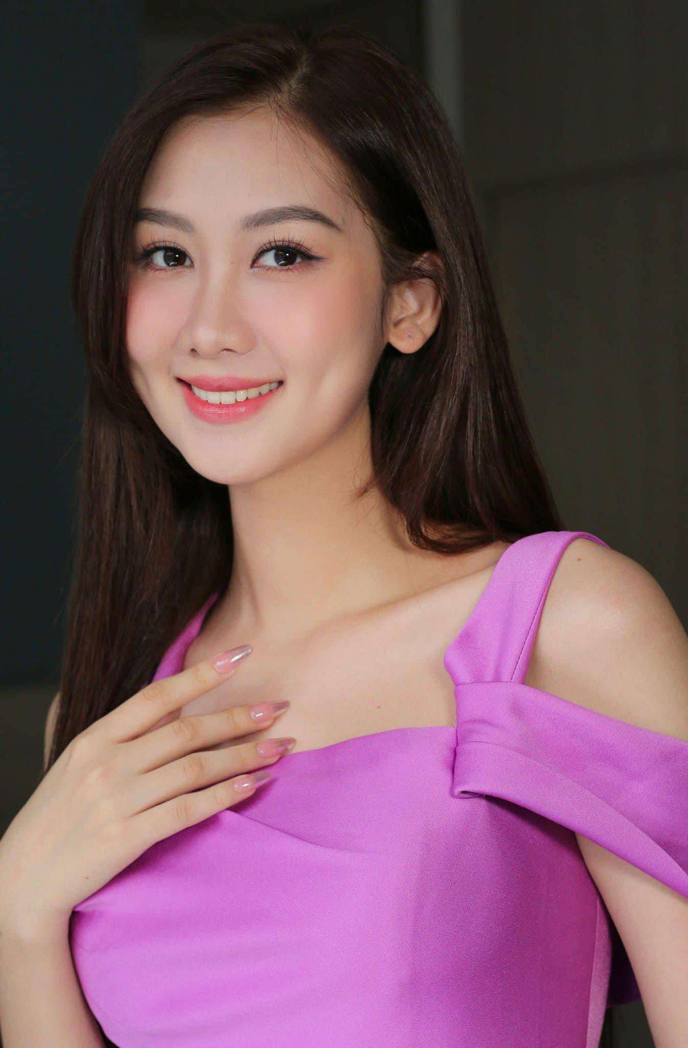 Toàn cảnh Chung kết Miss Grand Vietnam 2024: Âm nhạc và camera kém chuyên nghiệp, loạt chi tiết khó hiểu từ ứng xử đến kết quả!- Ảnh 37.