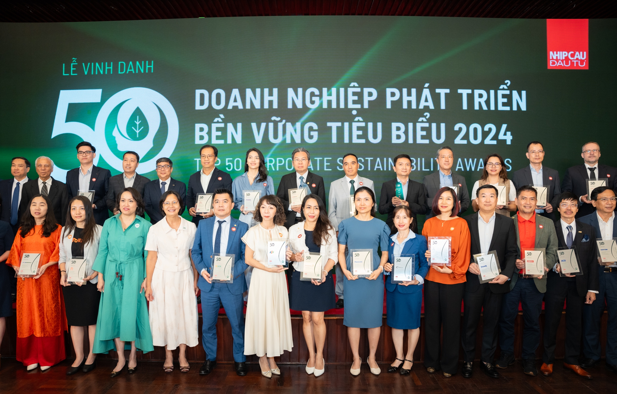 PNJ hai lần lập “hat-trick” ESG tại giải thưởng phát triển bền vững- Ảnh 1.