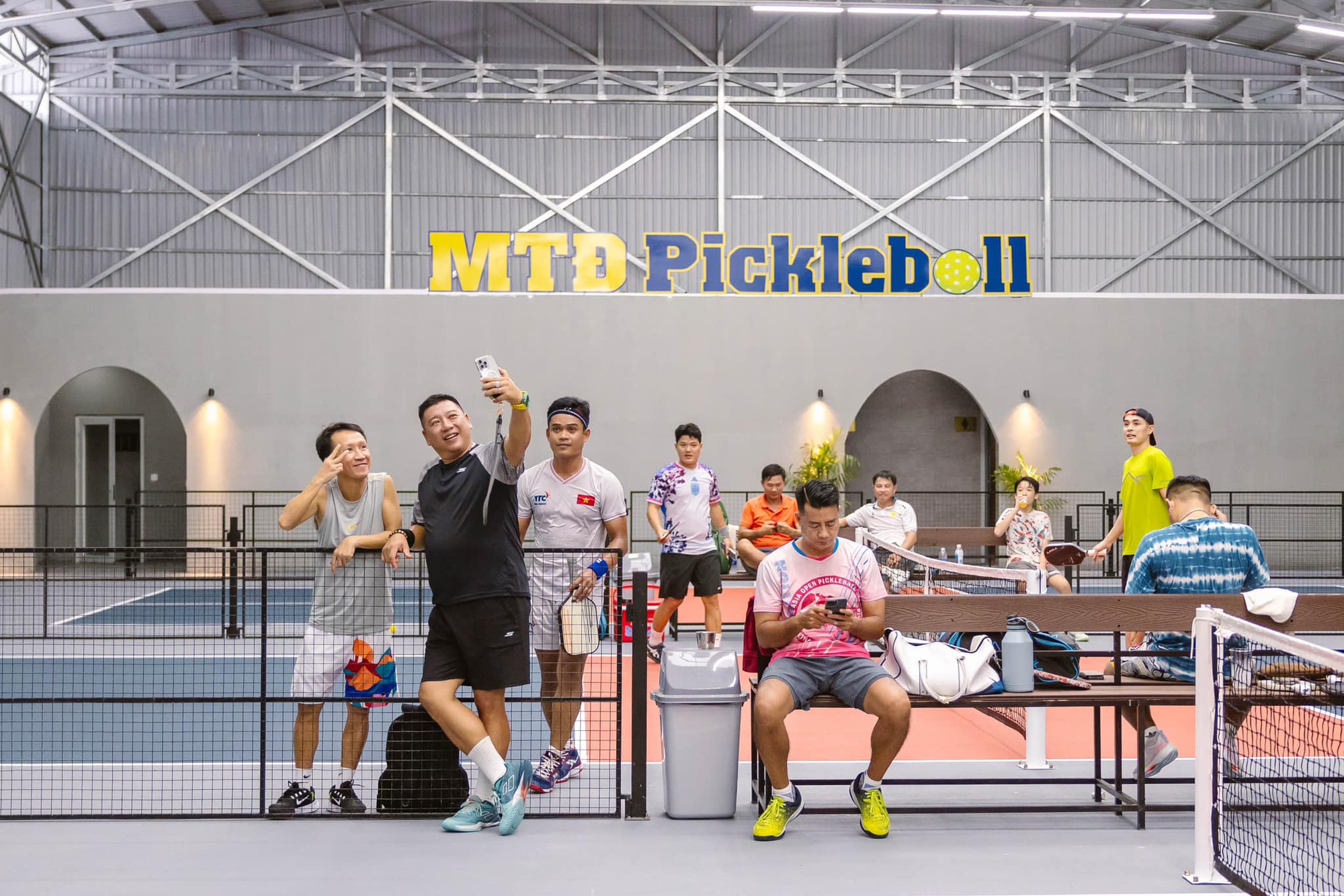 Pickleball đã đổ bộ 2 hòn đảo đẹp nhất nhì Việt Nam, hội mê du lịch chỉ biết thốt lên “Quá đỉnh!”- Ảnh 18.