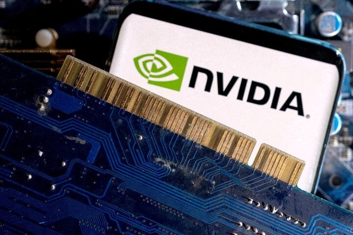 Nvidia hoãn ra mắt chip AI mới do lỗi thiết kế- Ảnh 1.