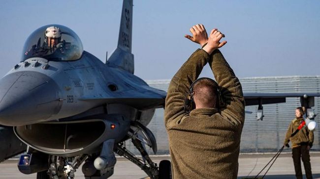 Kharkiv nổ liên hoàn, toàn bộ tiểu đoàn Ukraine mất tích: Kiev triển khai F-16, điều tra một loạt chỉ huy- Ảnh 3.