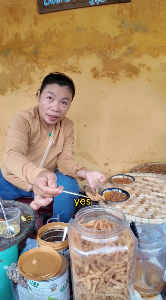 Hàng bánh bèo được khen 