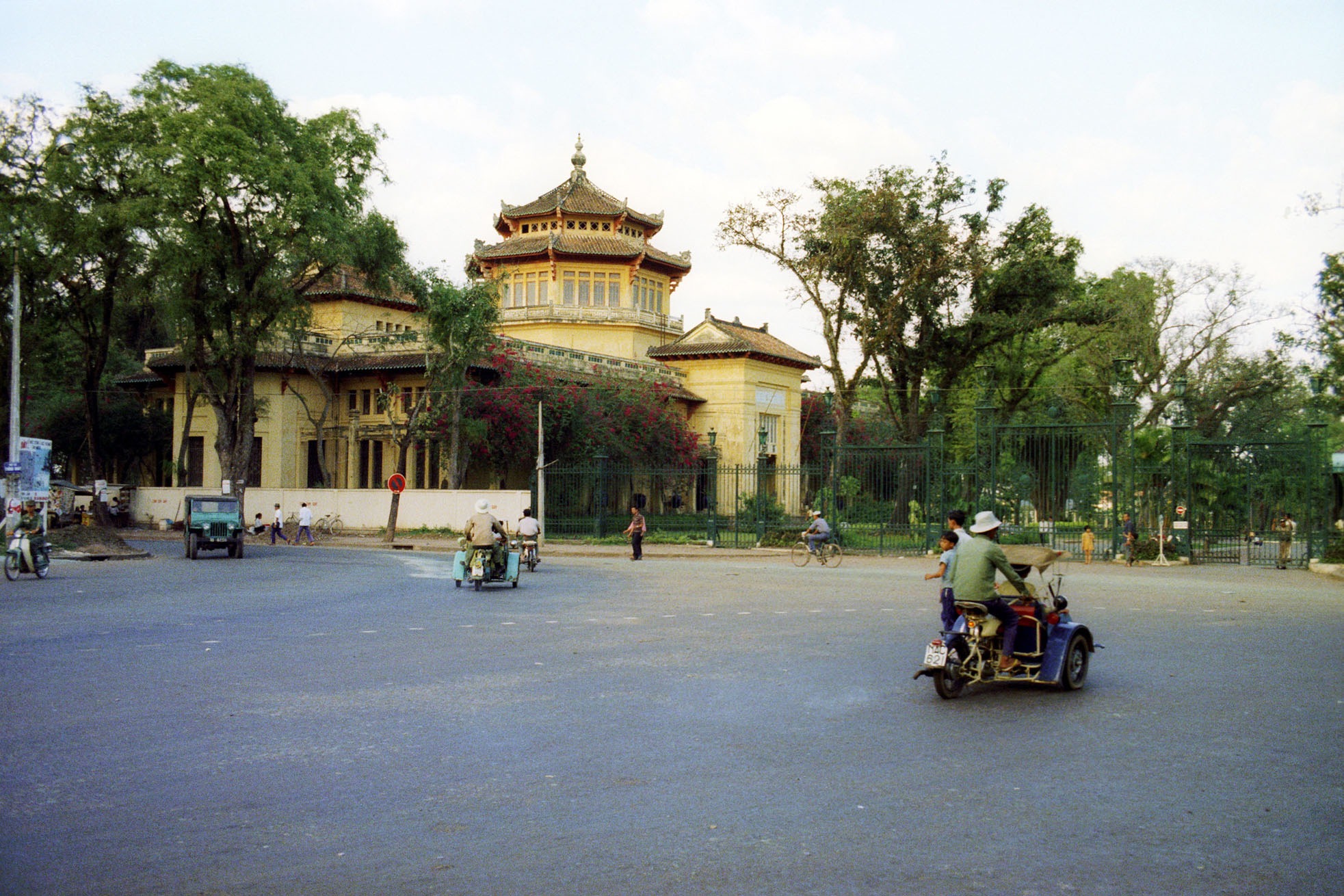 Thảo Cầm Viên: Từ “kho báu” ký ức của người Sài Gòn, đìu hiu trong dịch Covid-19 đến sự 