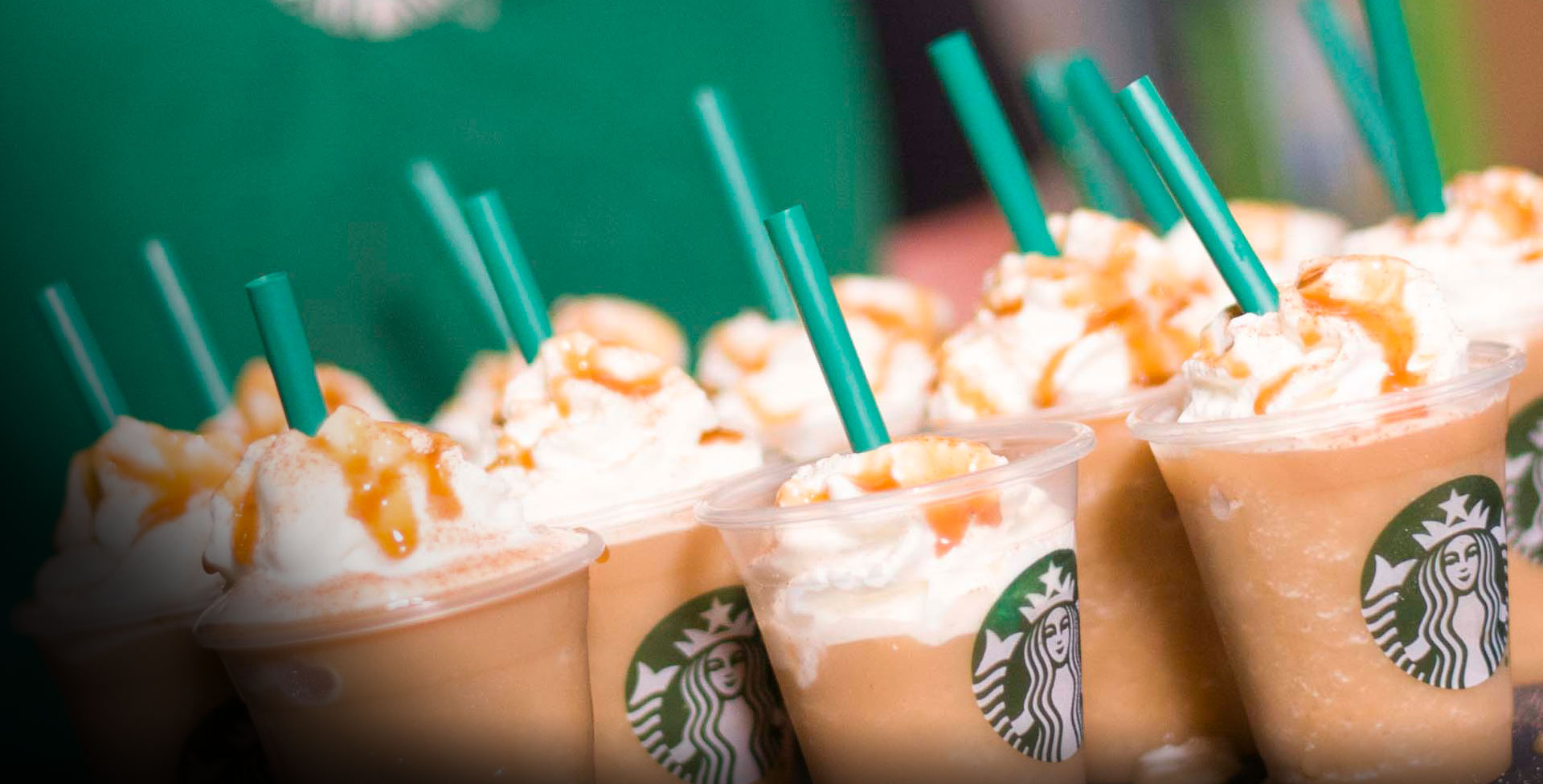 Đế chế Starbucks hỗn loạn: Nhân viên biểu tình, các quán phục vụ chậm chạp, ban lãnh đạo loay hoay tìm lại ánh hào quang- Ảnh 2.